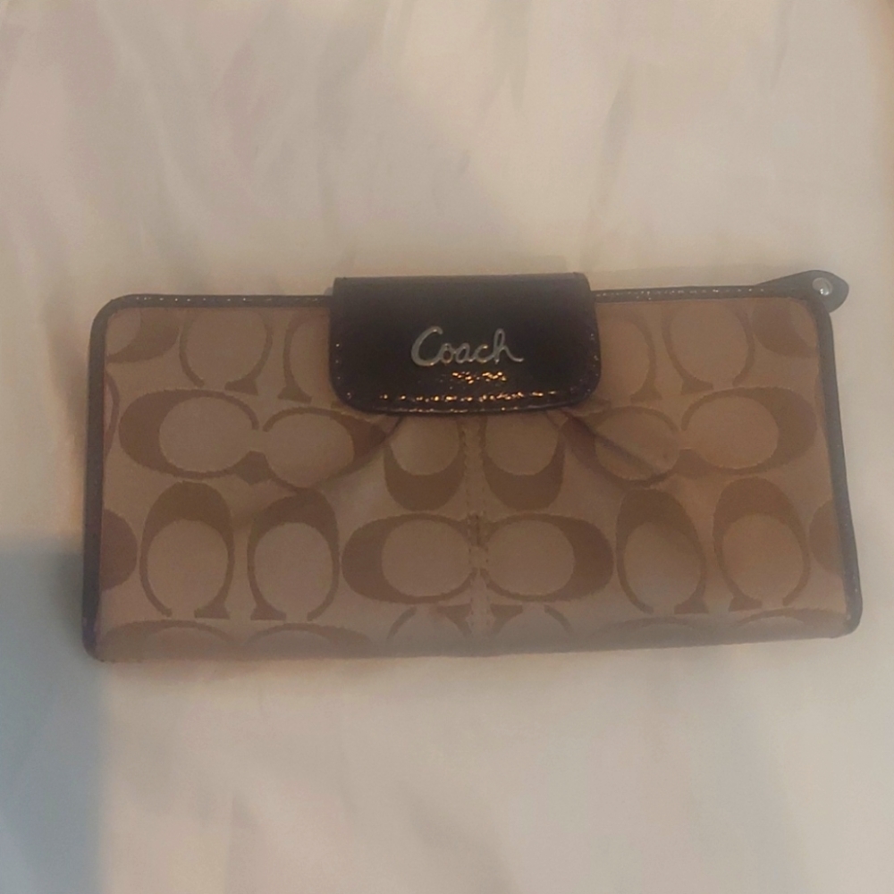 Coach wallet
